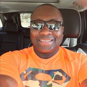 Meet your Posher, Gregory